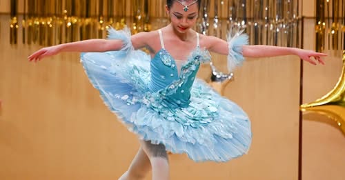 Sophie blue costume performance