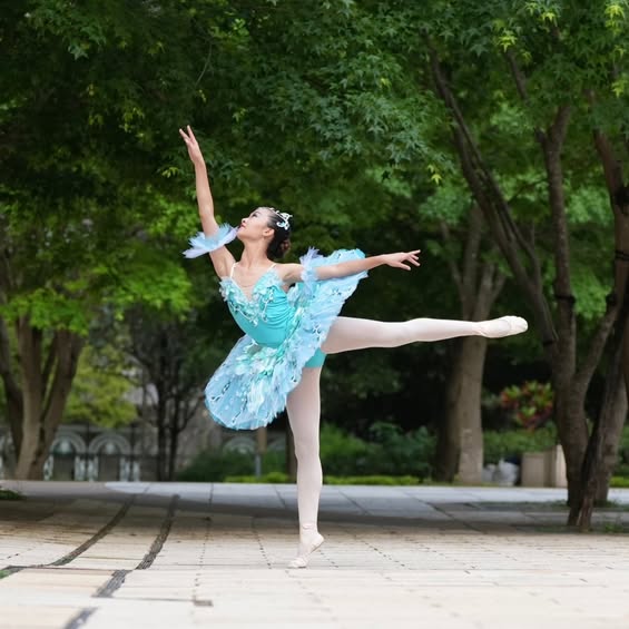 Sophie outdoor ballet